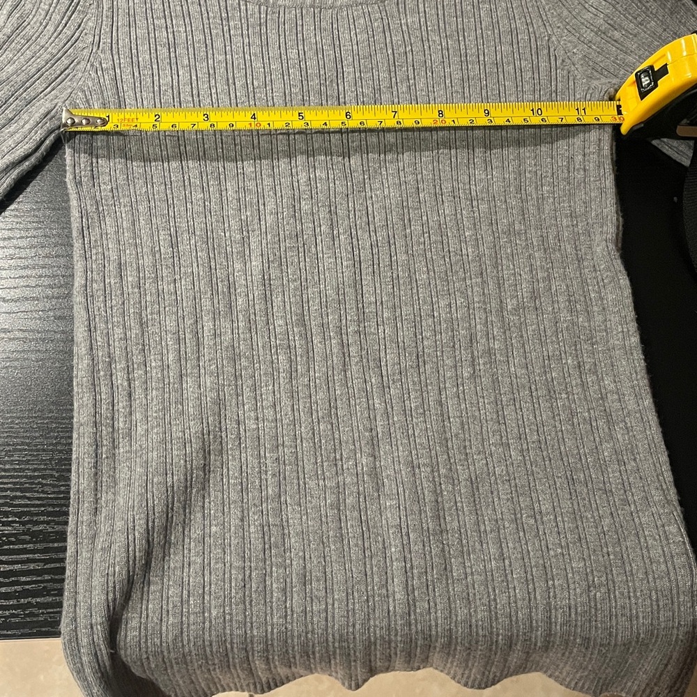 George Gray Ribbed Knit Top - Picture 2 of 3